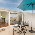 Floor Retreat In Espinho (Aveiro)