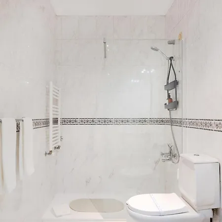 Floor Retreat In Apartament *