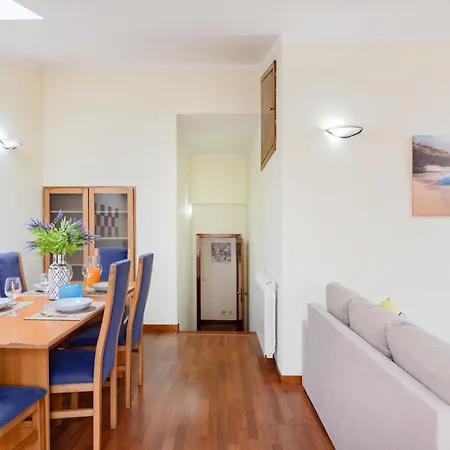 Апартаменты Floor Retreat In